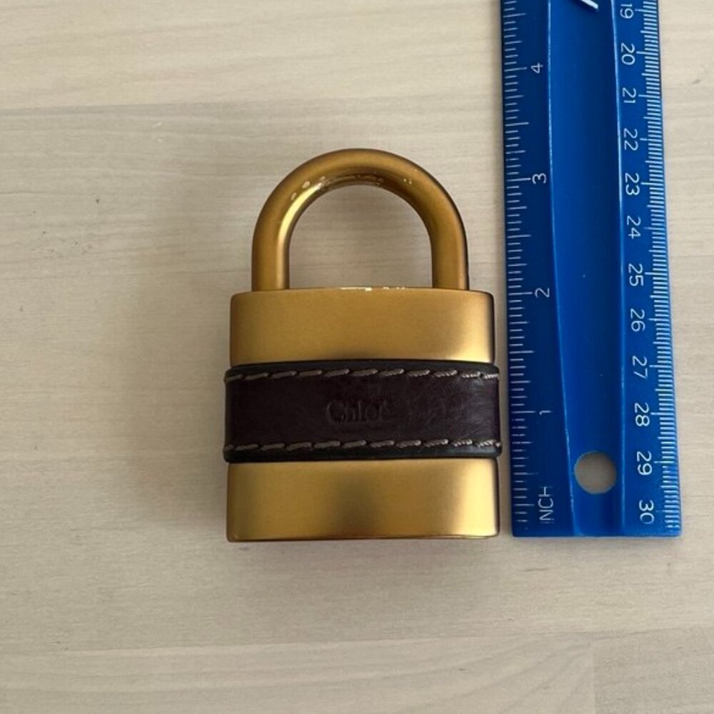 Chloe Paddington 2005 Lock Charm - Picture 7 of 7
